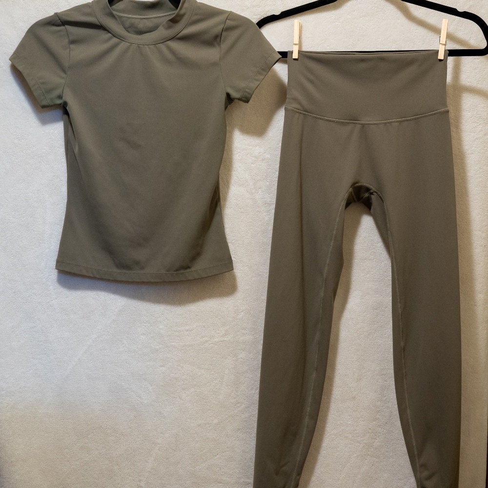 Another Version Gym Set Olive - image 2